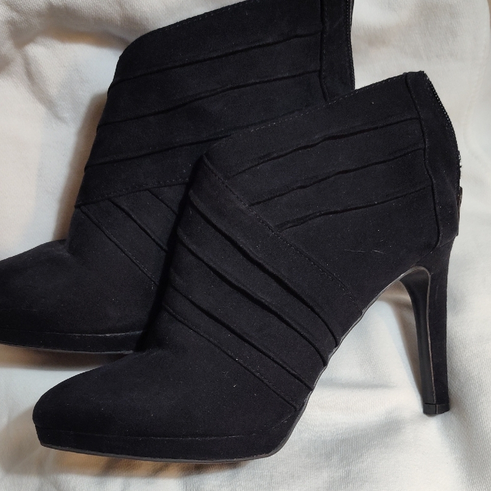 Elegant Black Women's Ankle Boots